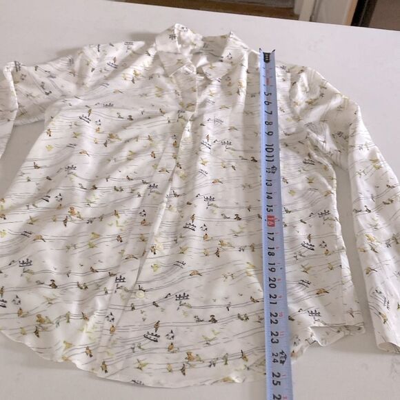 Madewell Boyfit Birds Life 100% Silk Crepe Delicate Cream yellow button down Sm - Picture 6 of 11